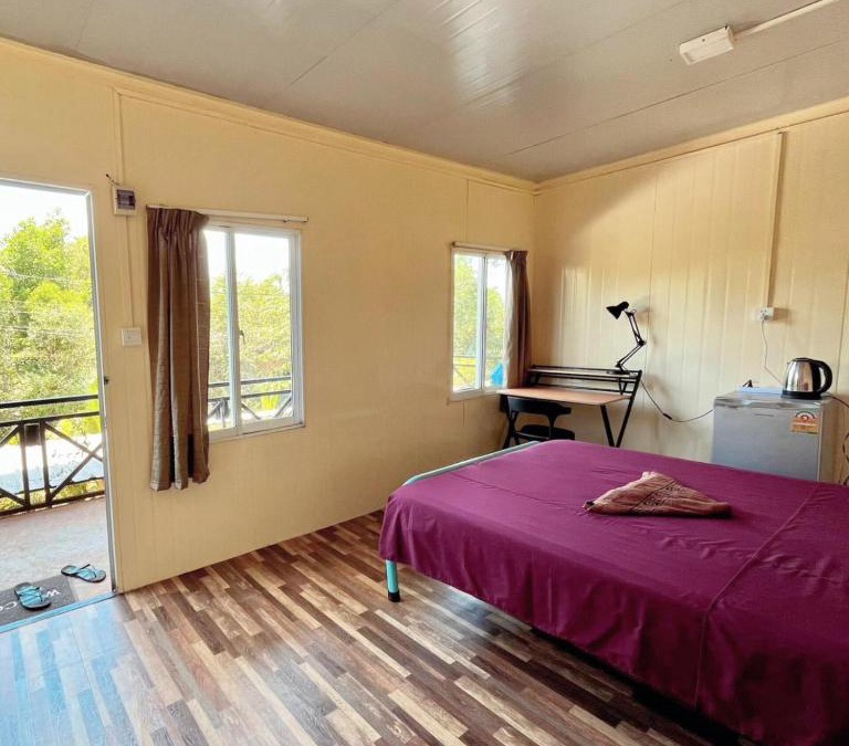 Srae Ambel Hotel | CornerStone Nesat in Nesat Village