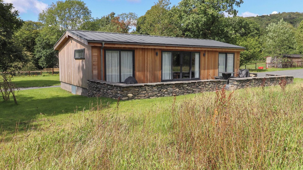 Haverthwaite Cottage | CORNING MILL VIEW, pet friendly, with a garden in Haverthwaite