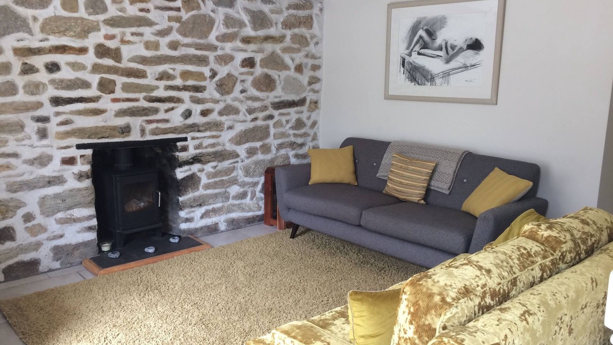 Perranarworthal Cottage | Cornish Cottage in the beautiful rural village of Perranwell Station