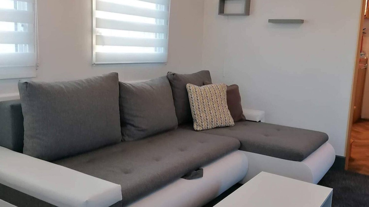 Brazzacott Cabin | CORNWALL CHAPMANSWELL CARAVAN HOLIDAY PARK. AMAZING PLACE FOR FAMILY