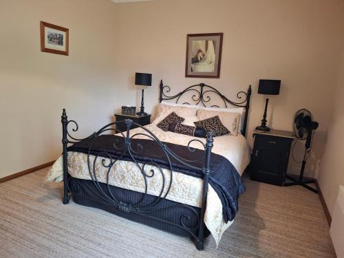 Cambridge Bed & Breakfast | Cornwall Cottage