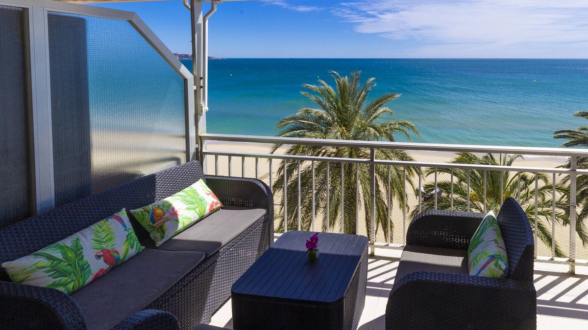 Salou Apartment | CORONA Apartment