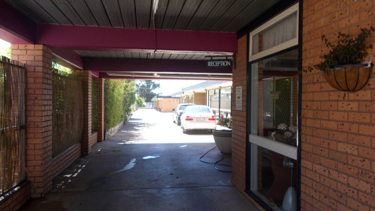 Corowa Hotel | Corowa Gateway Motel
