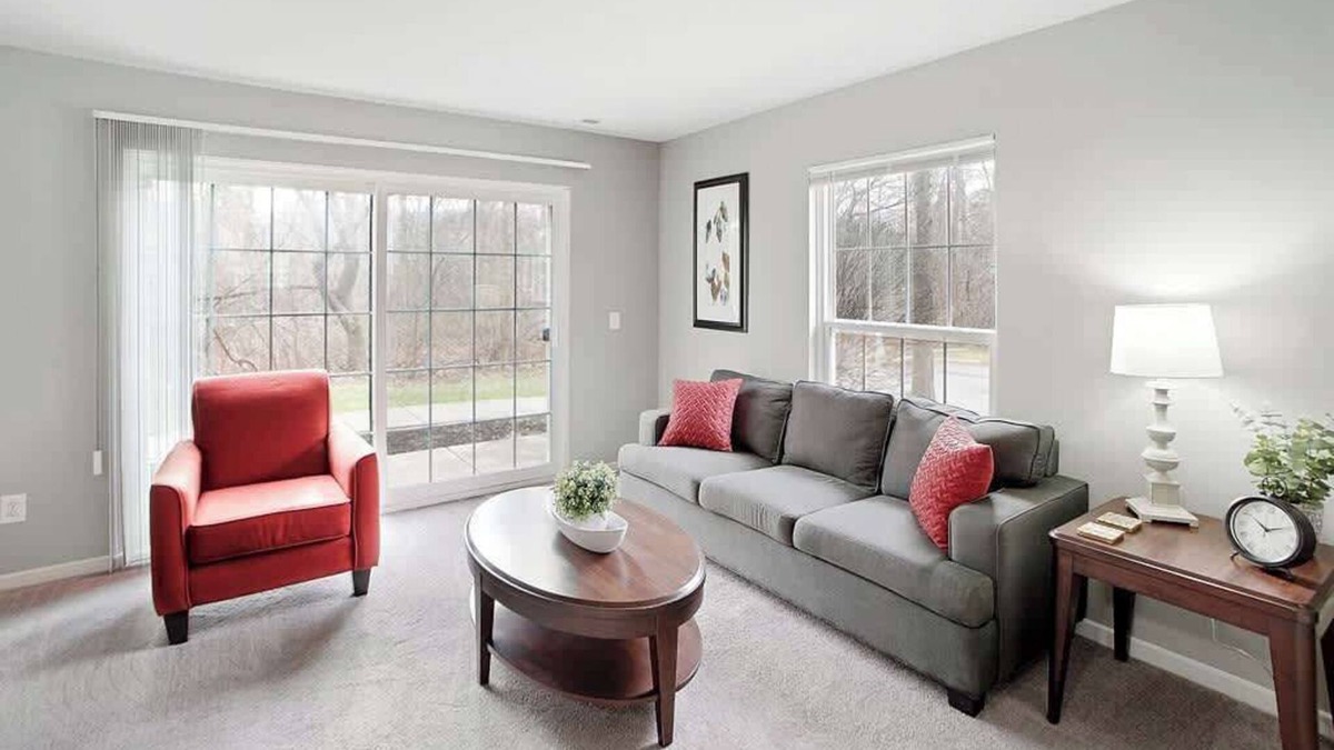 Auburn Hills Apartment | Corp/Bus Townhome near DT AH
