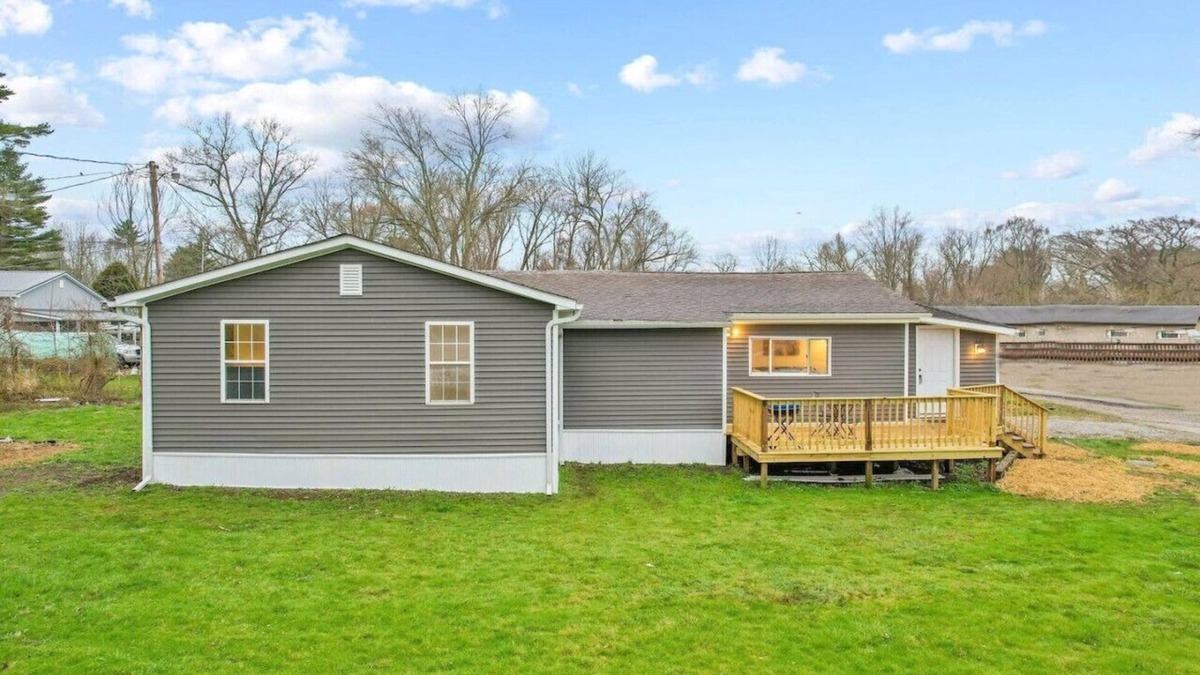 Fairfield Beach House | Corporate Cottage on Circle