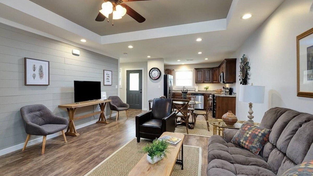 Cullman Apartment | Corporate Duplex - Monthly Allowed