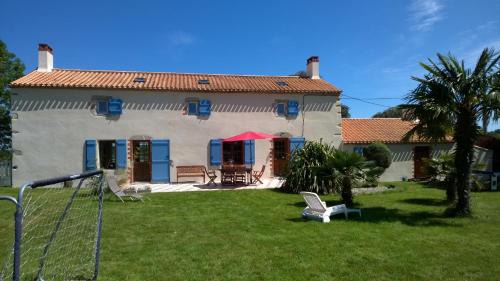L'Aiguillon-sur-Vie House | Corps de ferme spacieux avec grand jardin, 10 personnes