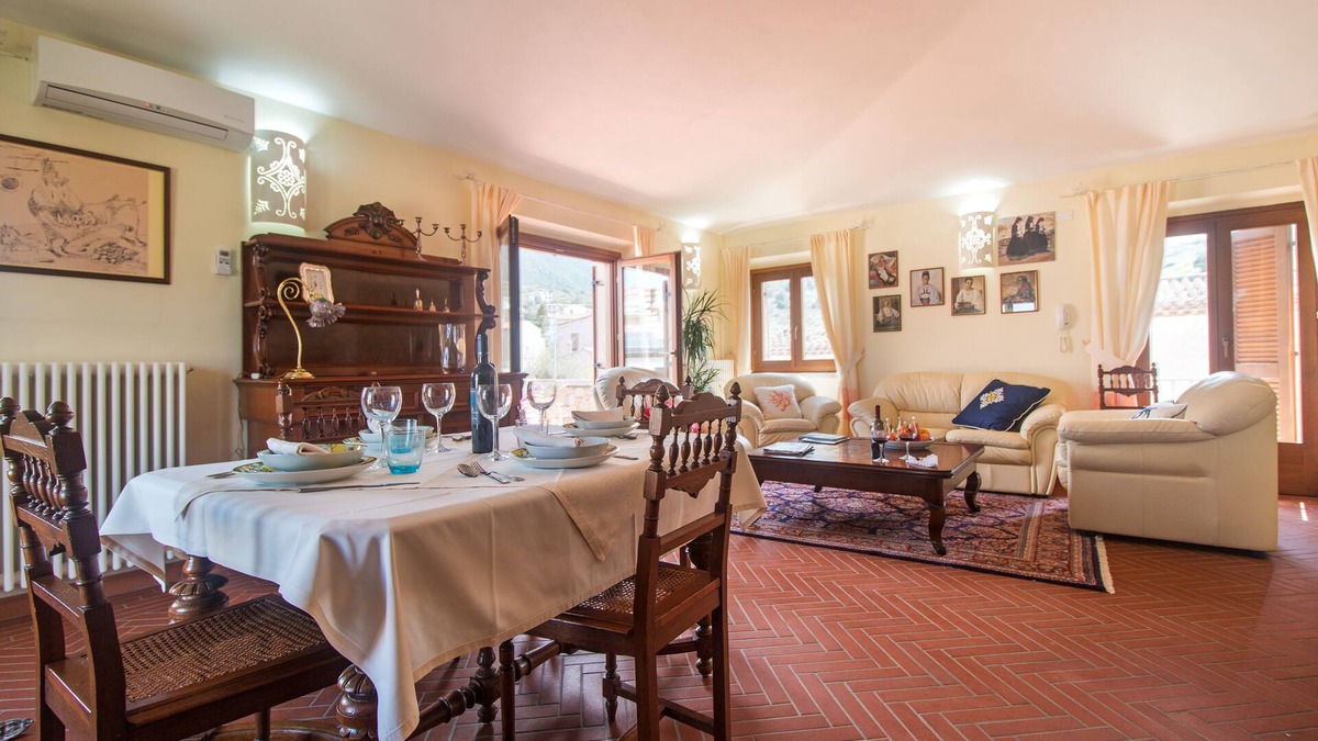 Oliena Villa | Corrasi Villa Oliena Luxury - IUN Code: P2166