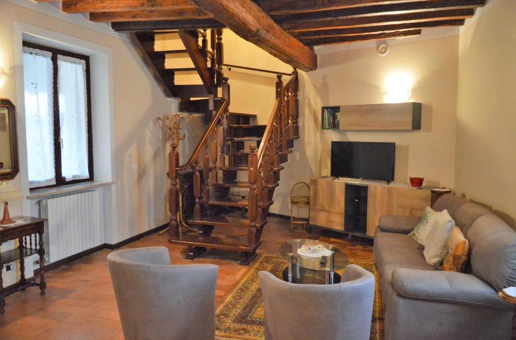 Marmirolo House | CORTE MORONA