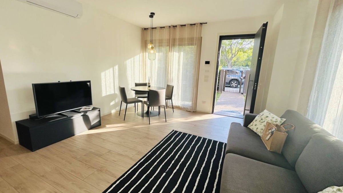 Alba Apartment | Cortemaggiore 4D Luxury Flexrent - Abyssinia