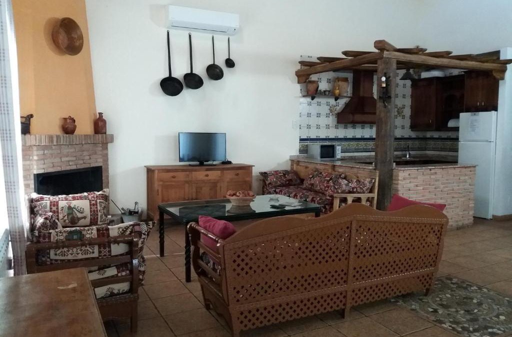 Bedmar y Garciez House | Cortijo el Cercadillo