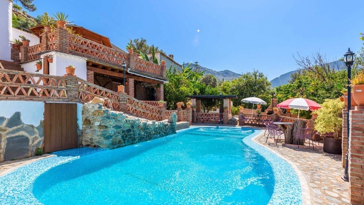 Agustinos Villa | Cortijo El Chinas Órgiva by Ruralidays