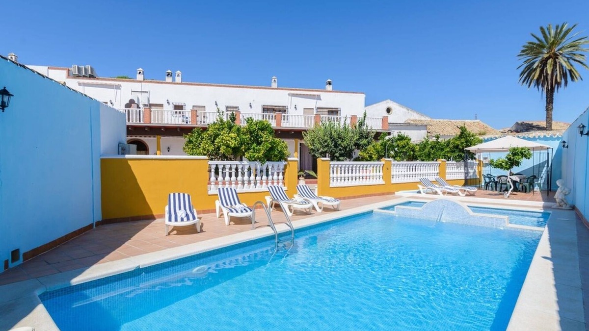 Moriles Villa | Cortijo Rural El Patriarcal I y II Moriles by Ruralidays