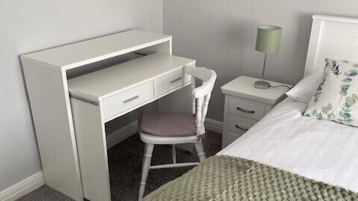 Roscoe Apartment | Cortoon Inn, Double Room 3 (1 DBL)
