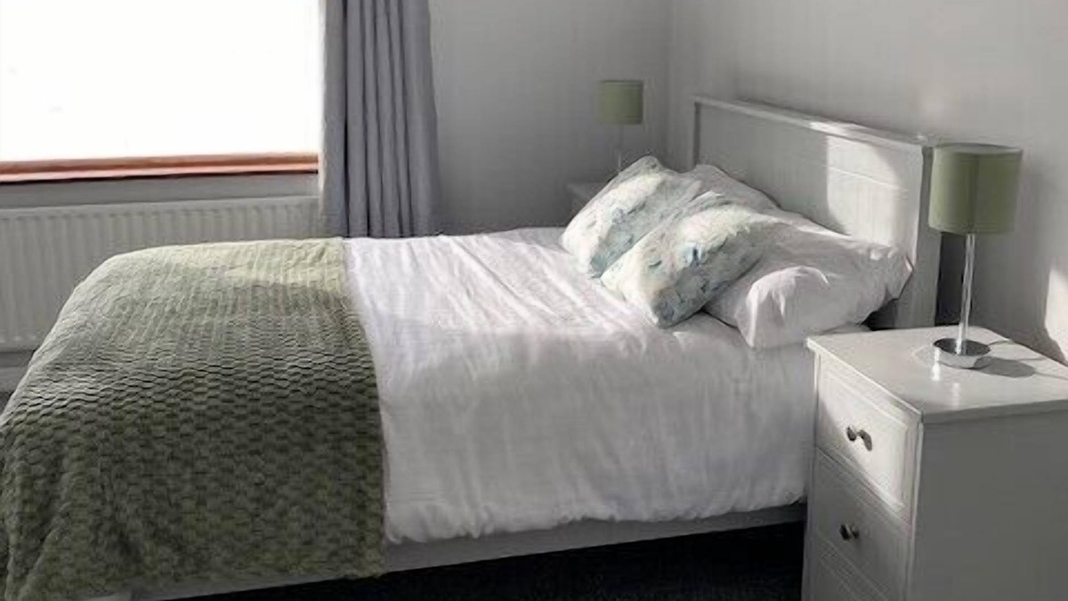 Roscoe Apartment | Cortoon Inn, Double Room 4 (1 DBL)