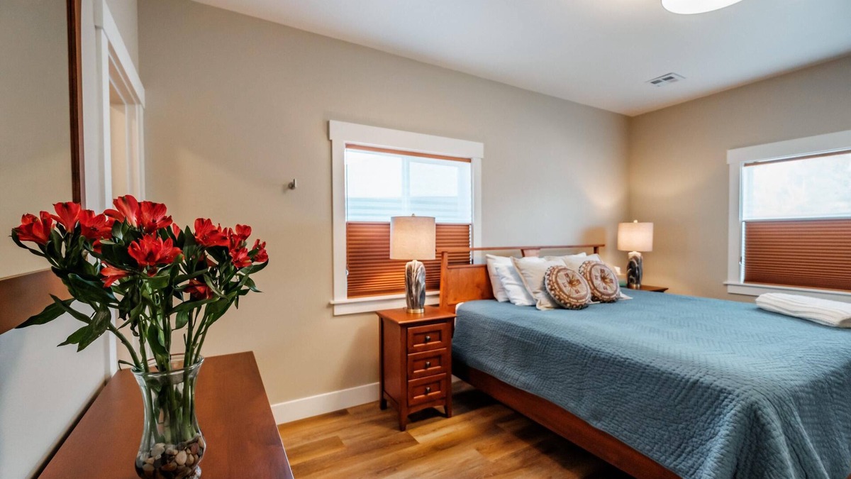 Corvallis House | Corvallis Modern Oasis - New Construction 4 Bedroom Vacation Rental