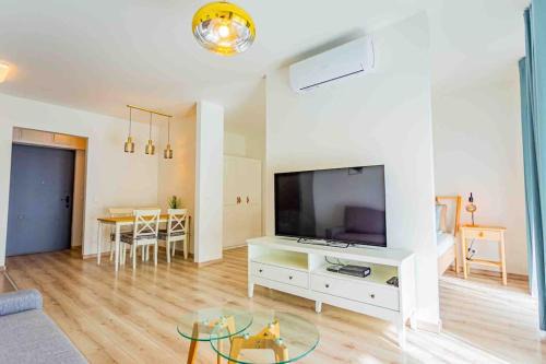 Corvin negyed Apartment | Corvin Quiet Luxury cabin