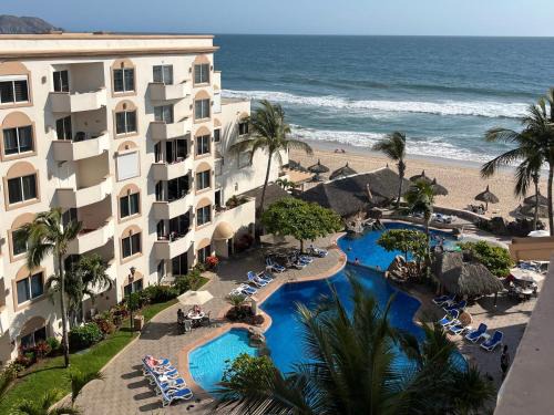 Jimenez Apartment | Costa Bonita Mazatlán Departamento pie de playa Beach Resort