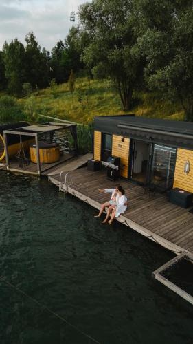 Kryspinow Apartment | Costa del Kryspi Całoroczne Domy na Wodzie