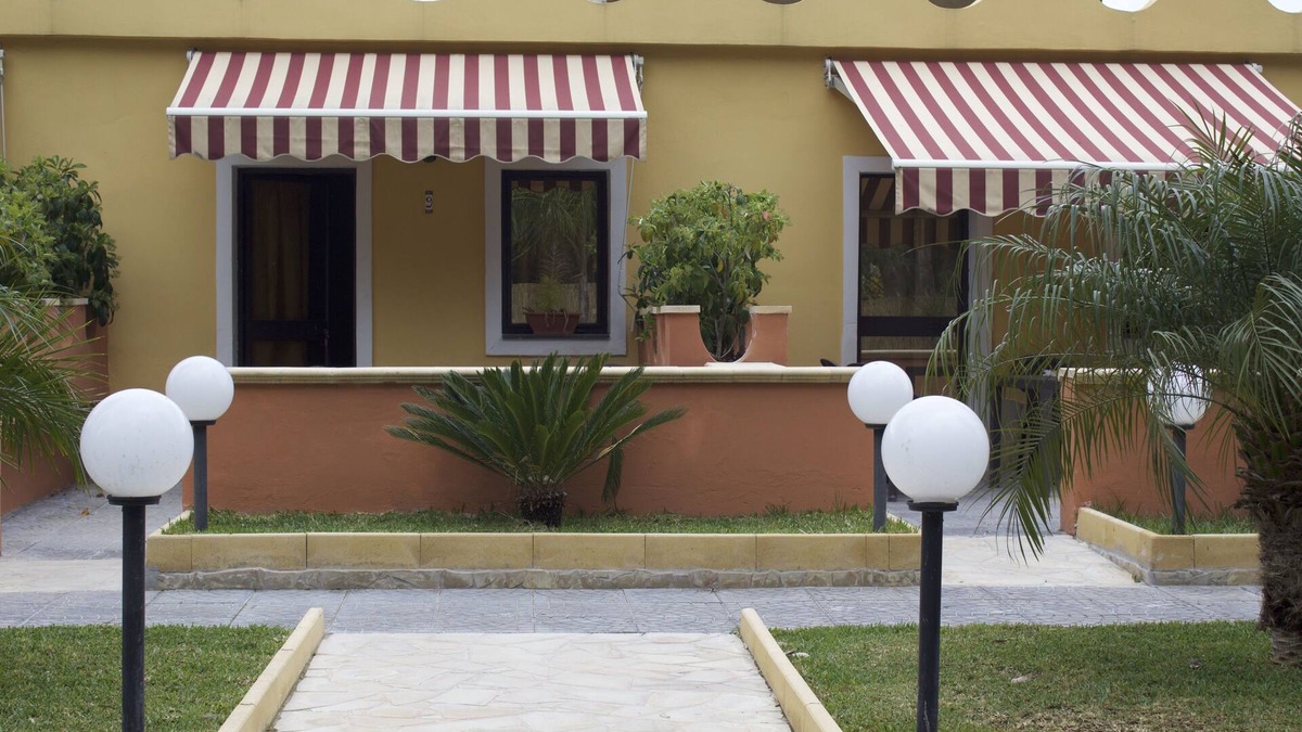 San Giorgio-Librino-San Giuseppe la Rena-Zia Lisa-Villaggio Sant'Agata Condo | Costa del Sole apartments 50 mt from the sandy beach