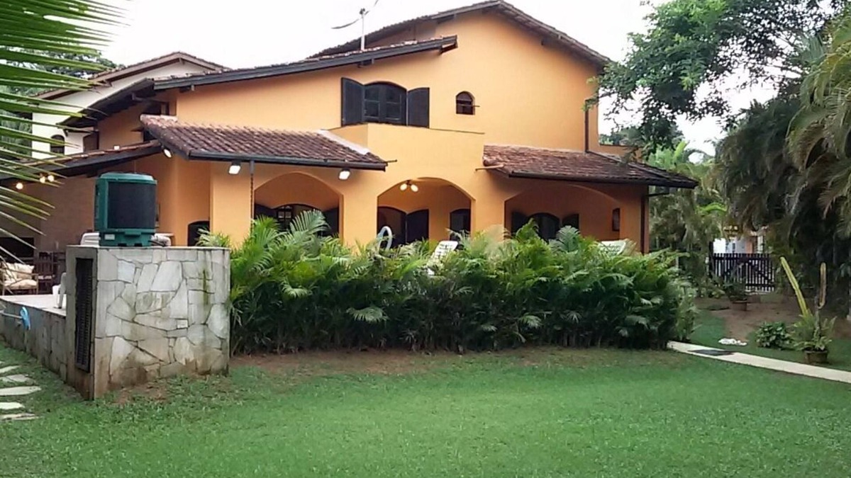 Guarutuba House | COSTA DO SOL/GUARATUBA, HEATED POOL, AIR CONDITIONING, WI FI, 4 SUITES.