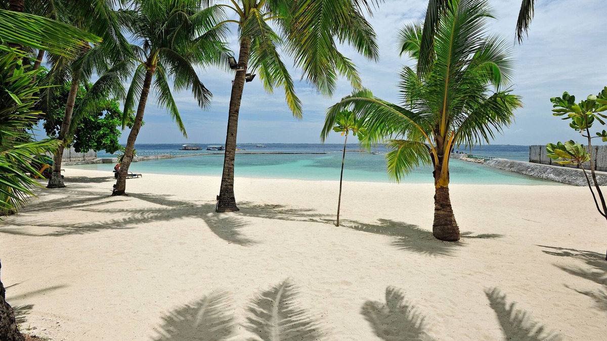 Maribago Resort | Costabella Tropical Beach Hotel