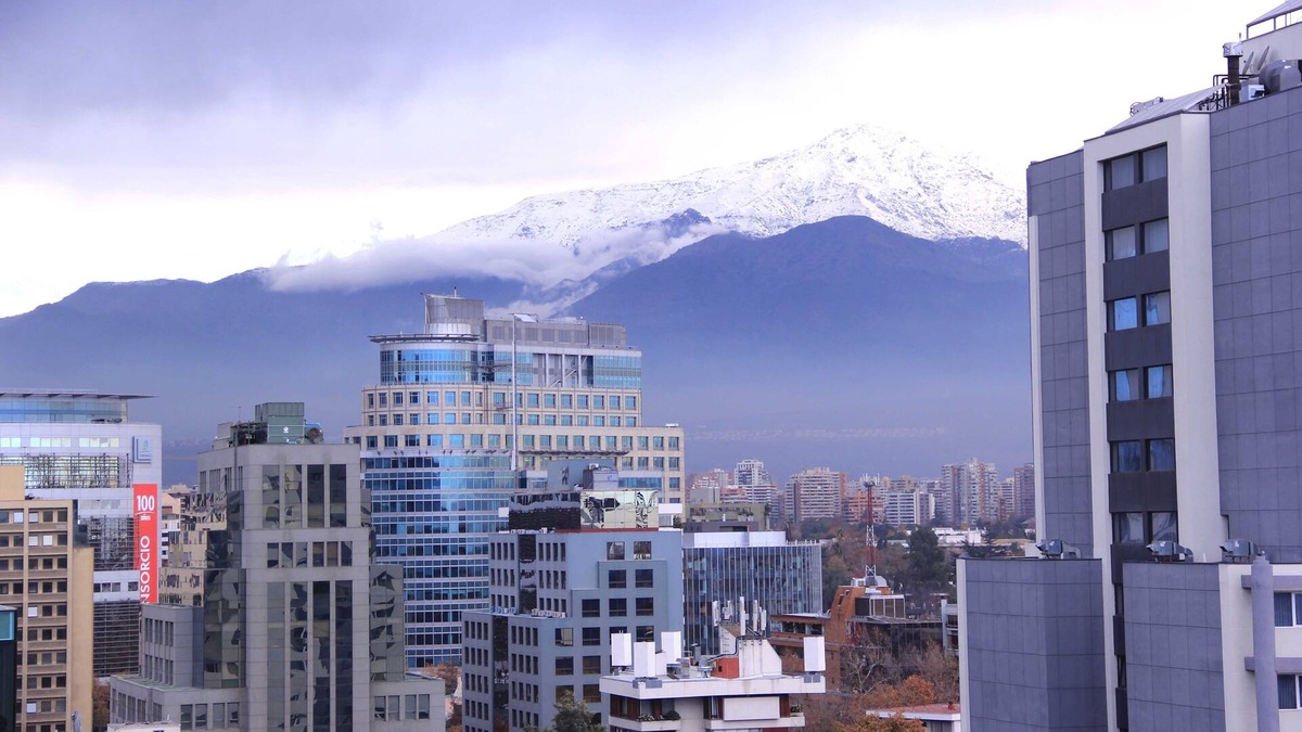 Providencia Apartment | COSTANERA HOME is an amazing apartment located nearby the famous mall costanera