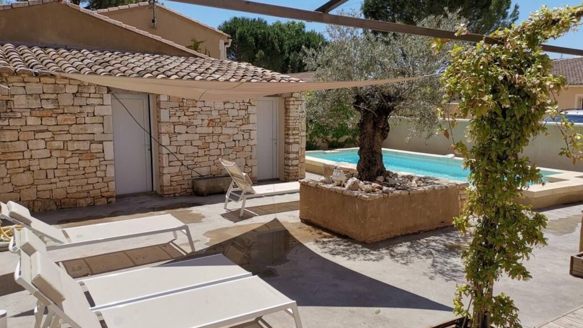 Cornillon Apartment | Coste Investissement - Le vieil olivier 5