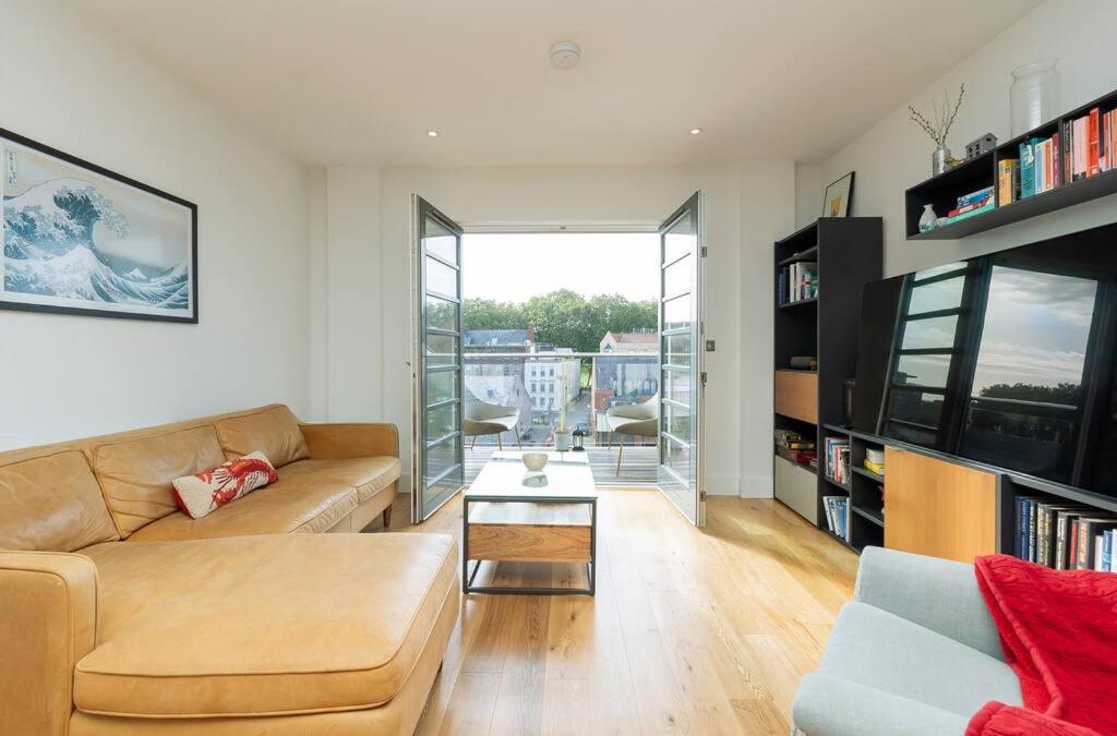 Redcliffe Apartment | Cosy 2 bed flat in central Bristol on river Avon