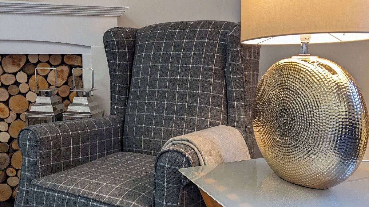 Dunfermline Apartment | Cosy 2 bedroom first floor flat in Dunfermline City Centre