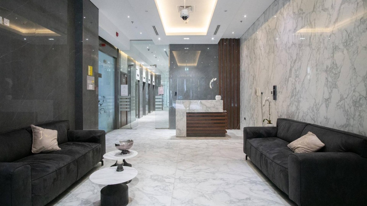 Trade Centre 1 Apartment | Cosy 2BR | Burj Khalifa Gym/Pool by Belvilla