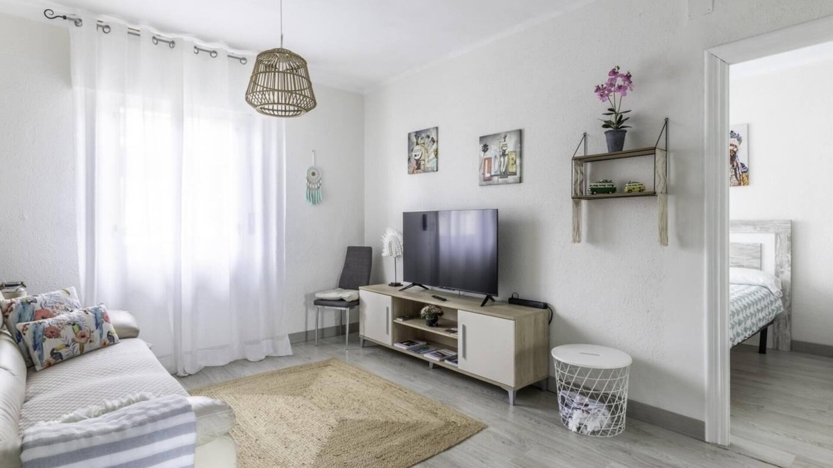 Zierbena Apartment | Cosy and Bright in La Arena Beach