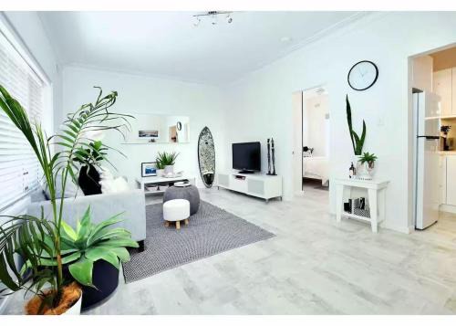 Cronulla Apartment | Cosy and calm unit in Cronulla formerly Beautifully renovated quiet unit in Cronulla