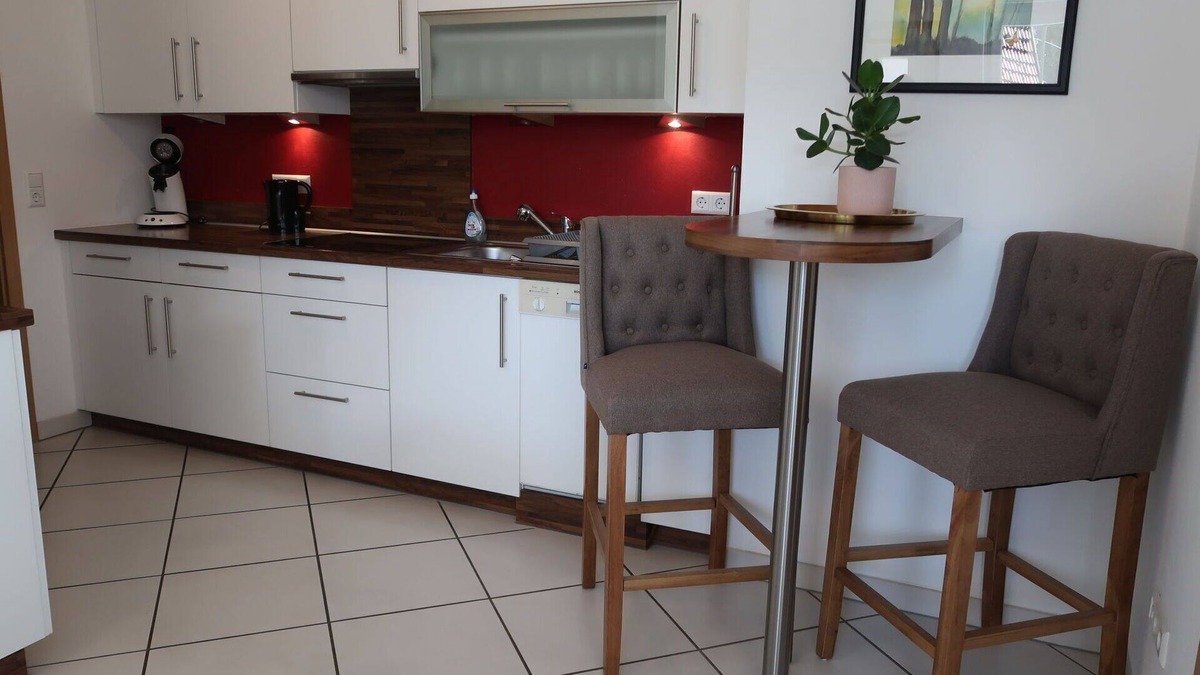 Hofstetten Apartment | Cosy apartment for 4 guests with WIFI, TV, terrace and parking