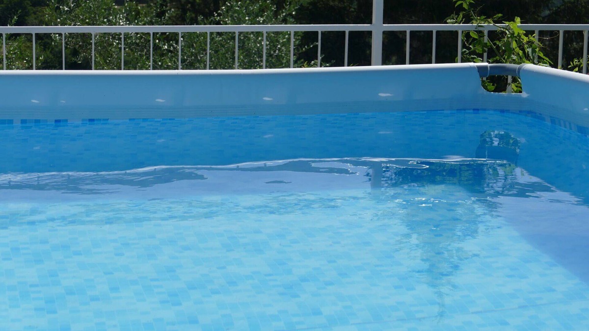 Tovo San Giacomo Apartment | Cosy apartment for 6 people with private pool, WIFI, TV, pets allowed and parking