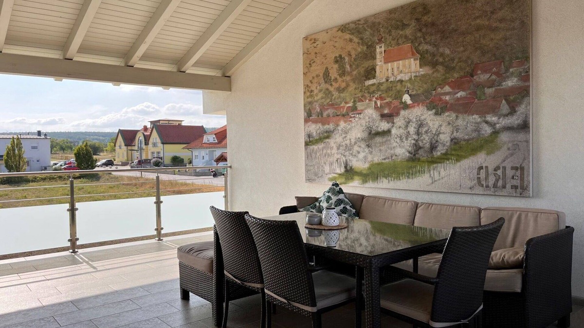 Donnerskirchen Apartment | Cosy apartment for 6 people with WIFI, A/C, TV, balcony and parking