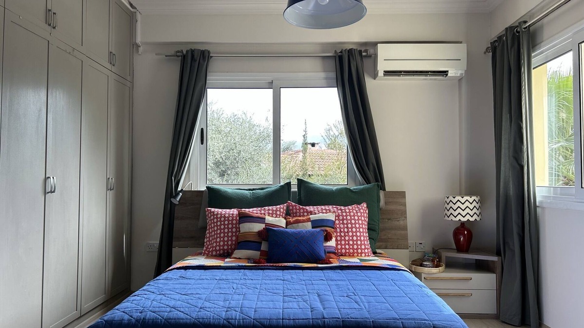 Dogankoy Apartment | Cosy Apartment at Downtown Kyrenia With Pool