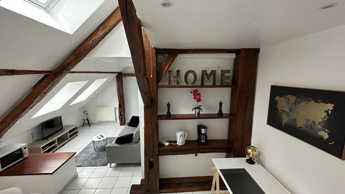 Bavans Apartment | Cosy apartment, close to all amenities yet in a quiet location