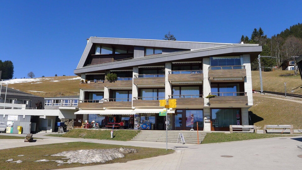 Rigi Kaltbad Apartment | Cosy apartment for 3 guests with WIFI, TV, balcony, panoramic view and parking