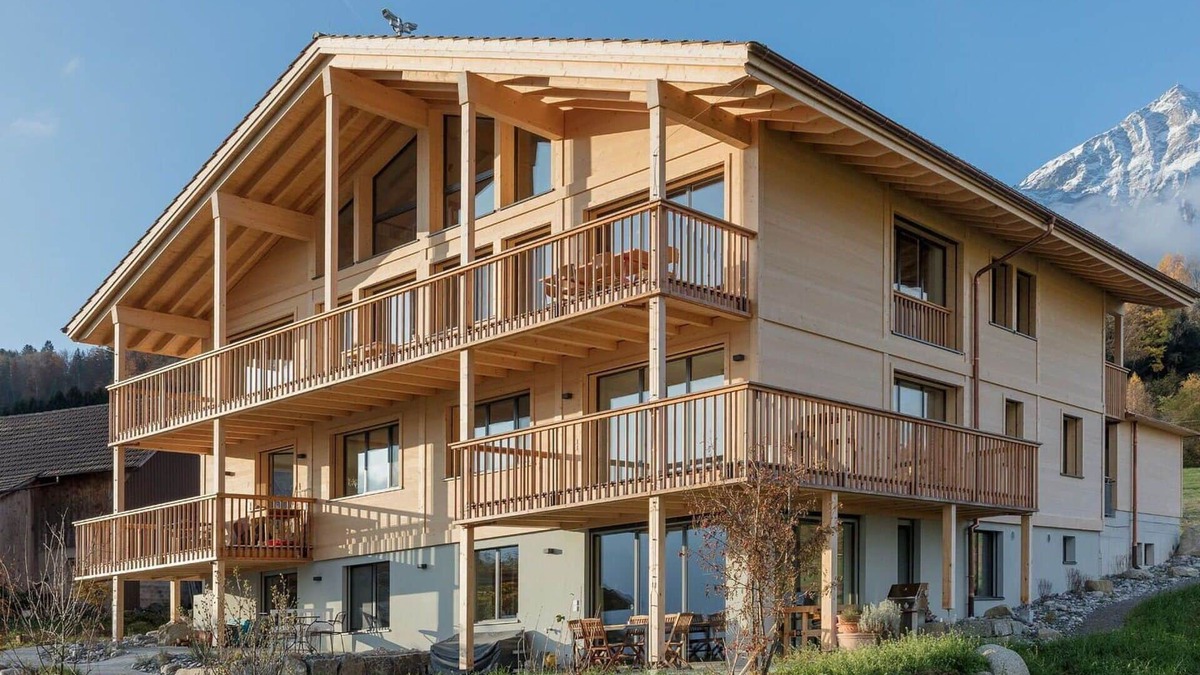 Faulensee Apartment | Cosy apartment for 2 guests with WIFI, balcony and parking