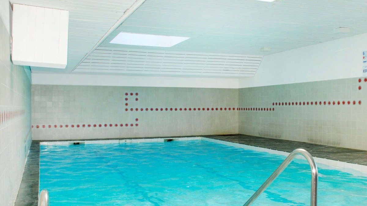 Vira Apartment | Cosy apartment for 3 people with WIFI, pool, TV, patio and parking