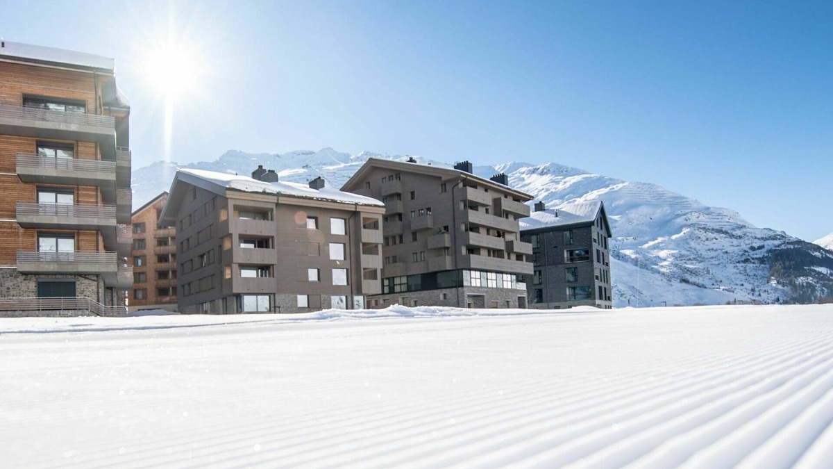 Andermatt Apartment | Cosy apartment for 4 guests with WIFI, TV and parking