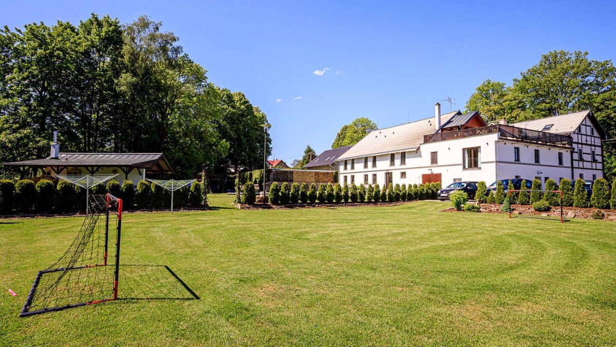 Arnoltice Apartment | Cosy apartment for 4 guests with WIFI, TV and terrace