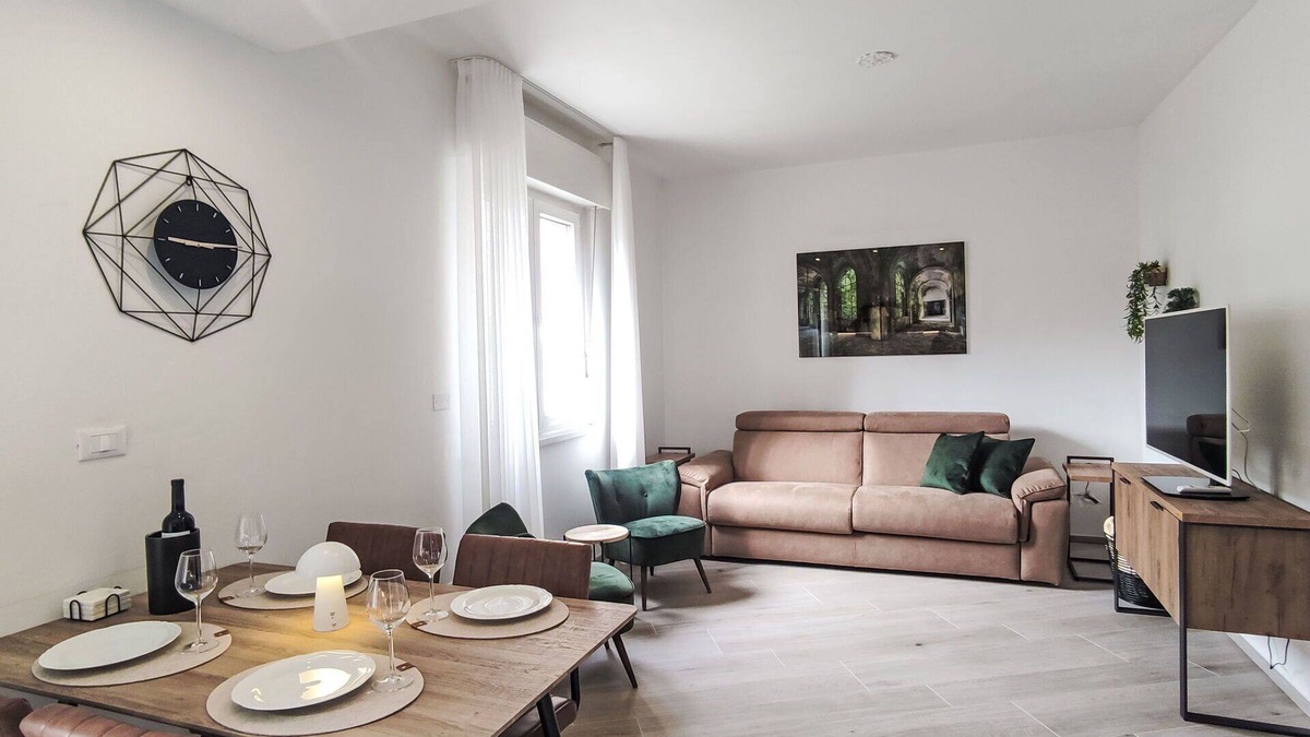 Ravina Apartment | Cosy apartment for 4 guests with WIFI, TV, patio, pets allowed and parking