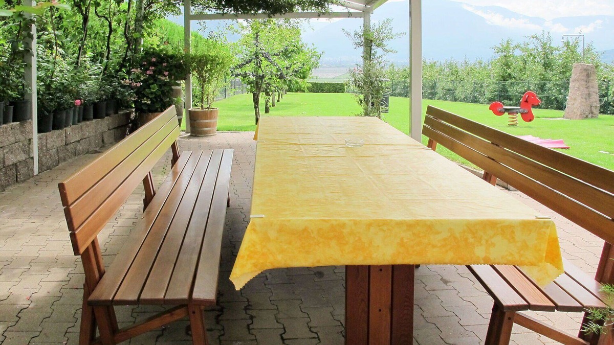 Andriano Apartment | Cosy apartment for 4 people with pool, WIFI, TV, patio and parking