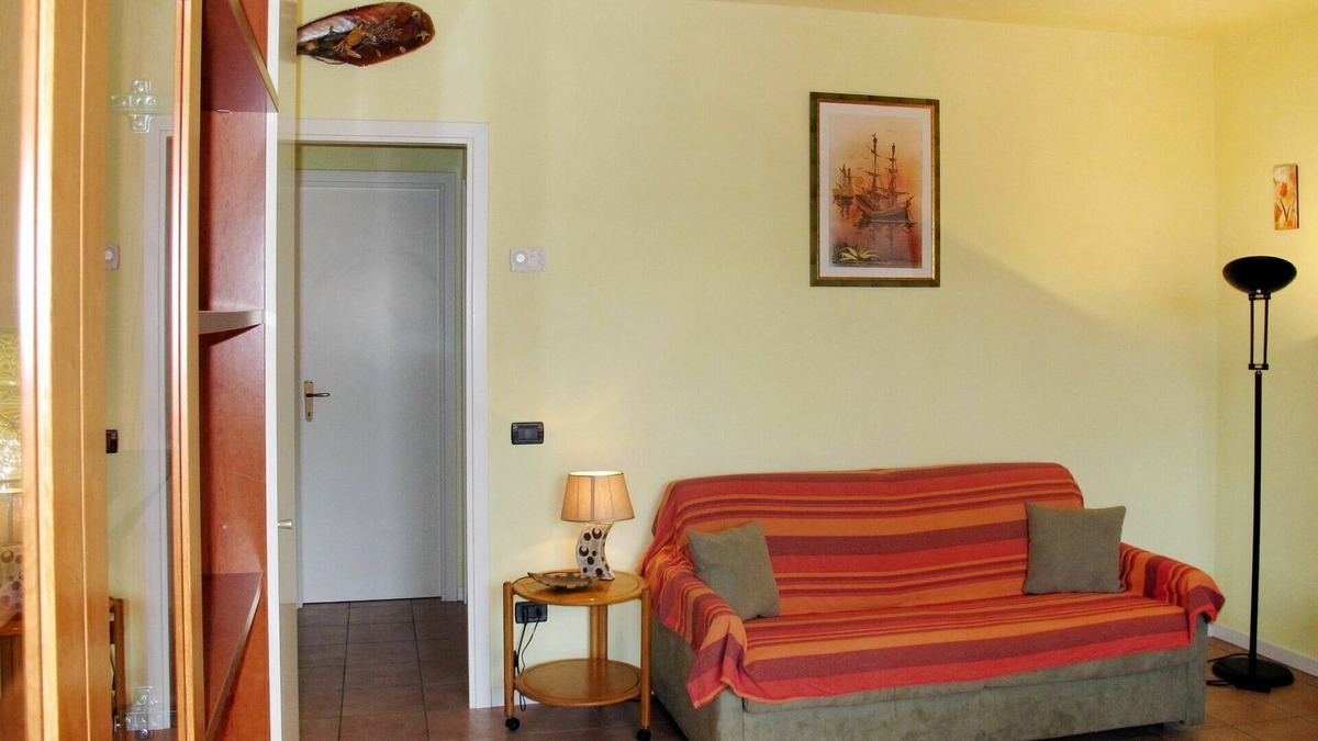 Toirano Apartment | Cosy apartment for 4 people with WIFI, TV, balcony, pets allowed, panoramic view and parking