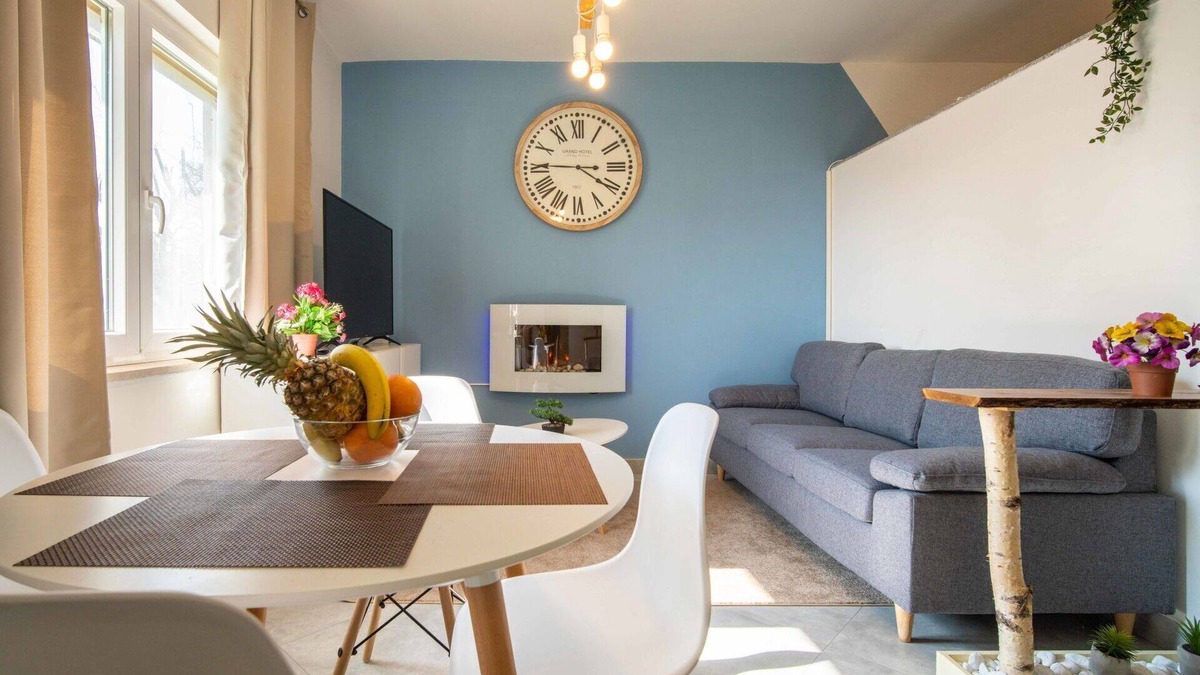 Trinajstici Apartment | Cosy apartment for 4 people with A/C, WIFI, TV and parking