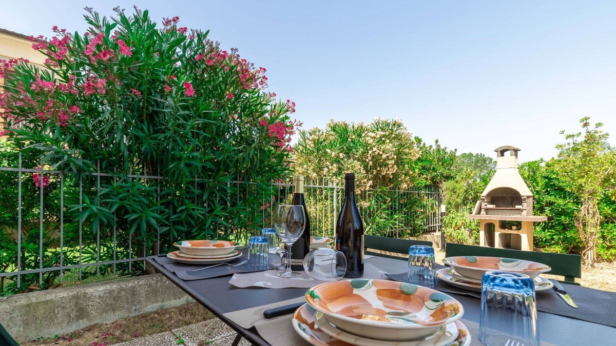 Loreto Apartment | Cosy apartment for 4 people with WIFI, TV and patio, close to Porto Recanati