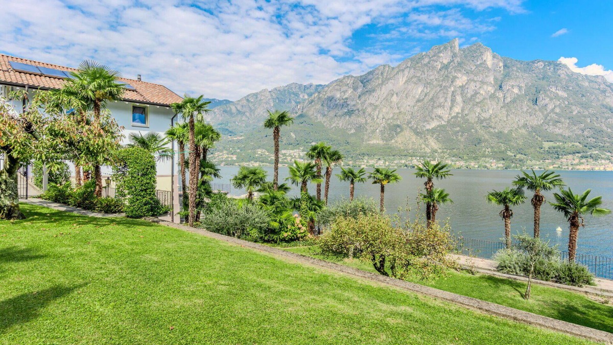 Claino Con Osteno Apartment | Cosy apartment for 4 people with WIFI, TV and balcony
