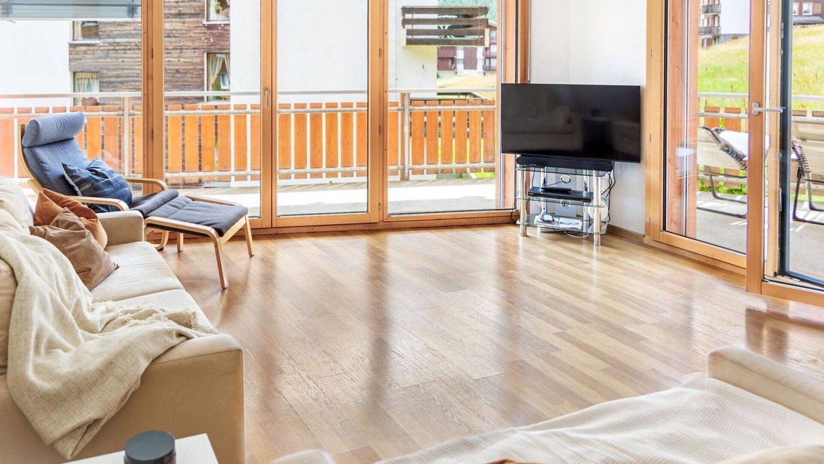 Saas-Fee Apartment | Cosy apartment for 6 people with WIFI, TV and balcony
